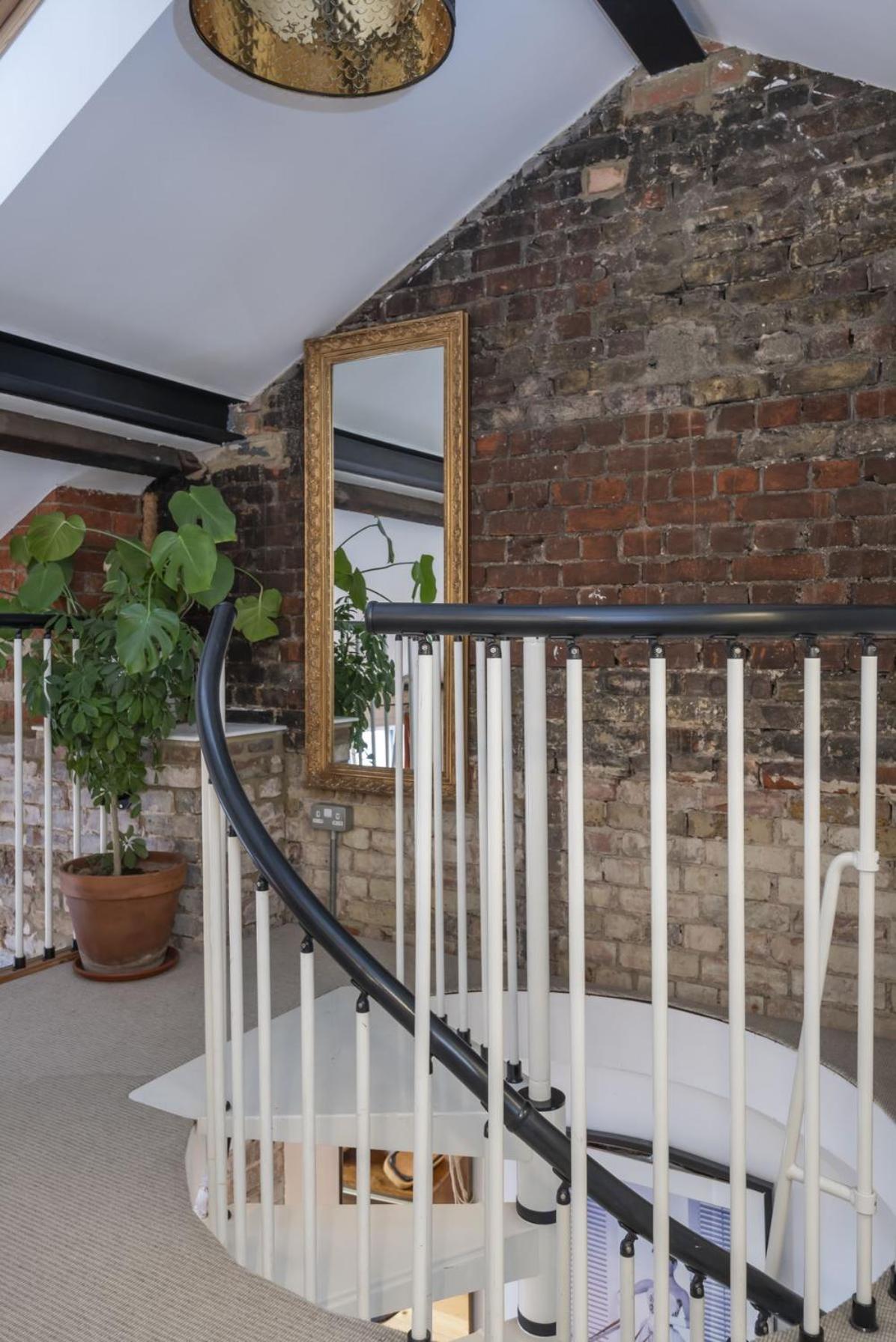 Appartement Heart Of Hackney Cosy 1br Loft Apt. *